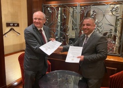 Signing of a memorandum of understanding between the Faculty of Medicinal and Industrial Plants and the Medicinal Plant Research Center in Budapest to enhance scientific cooperation