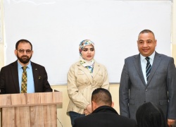 Dean of the College of Medicinal and Industrial Plants inspects the progress of the final exams (first semester) and reviews the students’ commitment to the curriculum and uniform