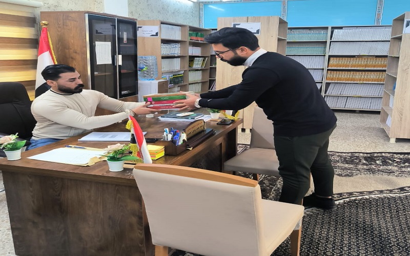 تزامنا مع مبادرة ( إقرأ ) الذي اطلاقها وزير التعليم العالي والبحث العلمي طلبة ومنتسبي كلية الزراعة/الحويجة يتوافدون الى المكتبات