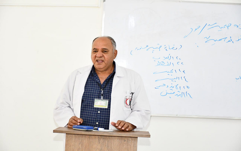 كلية النباتات الطبية والصناعية تنظم محاضرة تثقيفية عن الأمراض الانتقاليه الموسمية