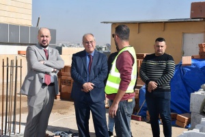 عميد كلية الإدارة والاقتصاد يتفقد الأبنية ويؤكد على سرعة إنجاز القاعات الدراسية