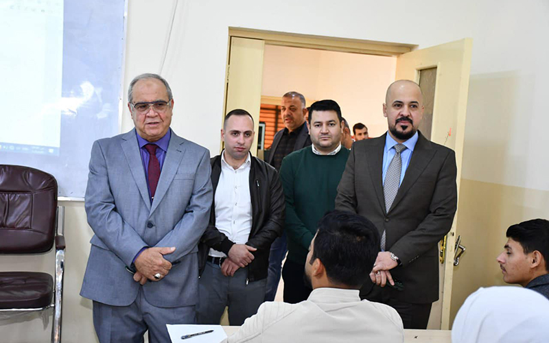 كلية الإدارة والاقتصاد – مباشرة طلبة المرحلة الأولى