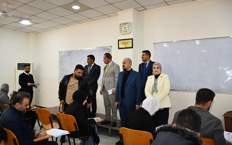 لجنة من رئاسة جامعة كركوك تجري زيارة تفقدية للقاعات الامتحانية لمتابعة سير الامتحانات النهائية