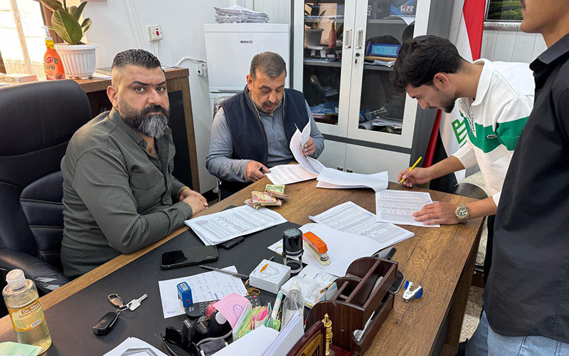 في إطار دعم وزارة التعليم العالي والبحث العلمي توزيع منحة مالية للطلبة