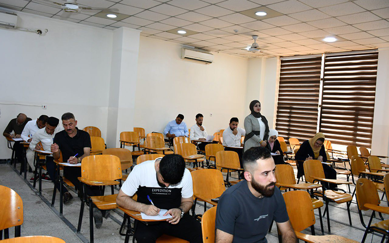 كلية الإدارة والاقتصاد تعلن عن اختتام الامتحانات النهائية للعام الدراسي الحالي