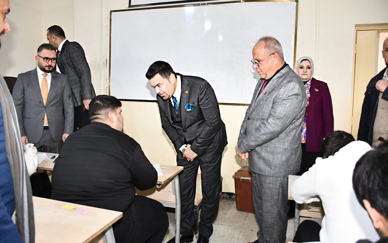 رئيس جامعة كركوك يتفقد كلية الإدارة والاقتصاد ويؤكد دعم الأجواء الامتحانية المثالية