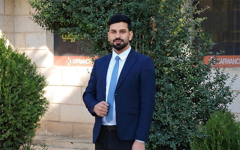 تهنئة باختيار د. حارث عدنان مقيّمًا علميًا في مجلة دولية محكمة