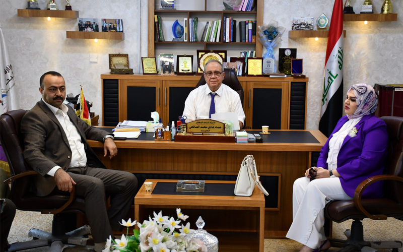 زياره اللجنة الامتحانيه لكليه الاداره والاقتصاد