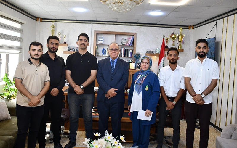 عميد كلية الإدارة والاقتصاد يناقش تطوير النشاطات الطلابية مع ممثلي الشعب استعداداً للعام الدراسي الجديد