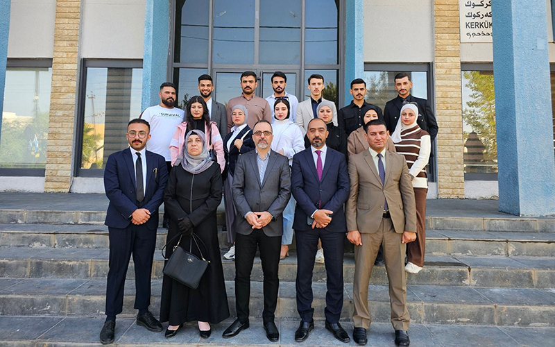 زيارة ميدانية لطلبة قسم الاقتصاد إلى غرفة تجارة كركوك: ربط النظريات الاقتصادية بالواقع العملي