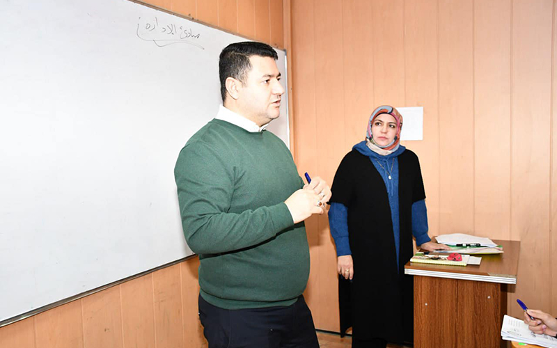 ورشة إرشادية لطلبة المرحلة الأولى في قسم الاقتصاد حول تعليمات وانضباط الطلبة