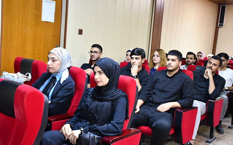 كلية الإدارة والاقتصاد تنظّم ندوة علمية عن الذكاء الاصطناعي السحابي