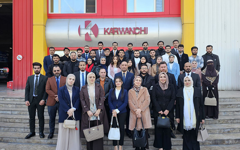 زيارة علمية ميدانية لطلبة كلية الإدارة والاقتصاد إلى شركة 