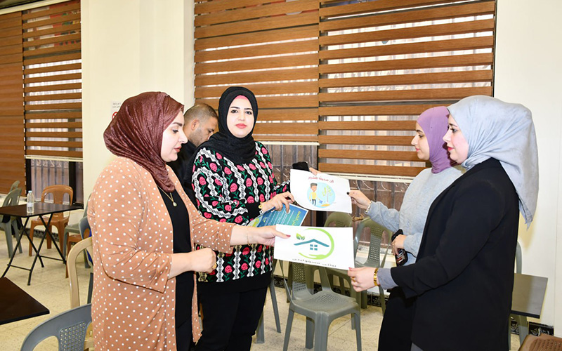 كلية الإدارة والاقتصاد تنفّذ حملة تطوعية بعنوان “بيئتي مسؤوليتي”