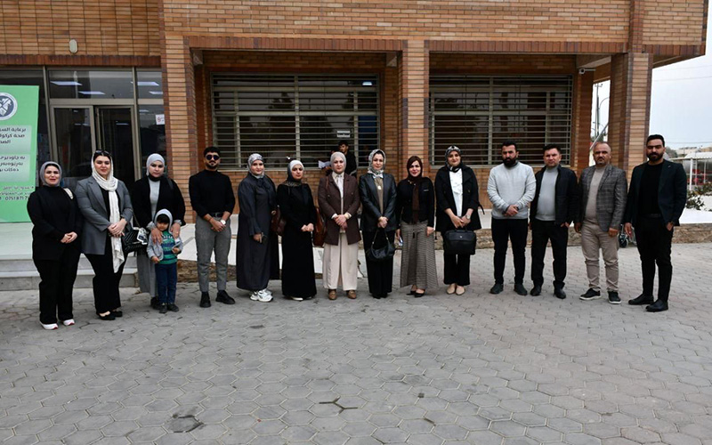 زيارة إنسانية لوحدة شؤون المرأة في كلية الإدارة والاقتصاد إلى مستشفى أورام كركوك لتعزيز الدعم النفسي للمرضى