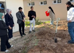 وحدة التشجير في كلية الزراعة تقيم حملة تشجير بالتزامن مع فعاليات يوم التشجير الوطني