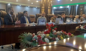 ممثلاً عن طلبة الجامعة مجلس جامعة كركوك يناقش مع ممثل الطلبة المعوقات التي يواجهها الطلبة
