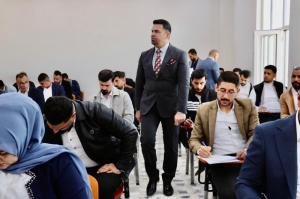 رئيس جامعة كركوك يتفقد الامتحان المشترك في كلية التربية البدنية وعلوم الرياضة