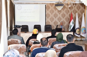 كلية النباتات الطبية والصناعية تنظم محاضرة حول المخاطر المهنية في القطاع الزراعي