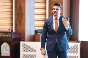 لتحفيز وتنمية مهارات المشتركين .. رئيس جامعة كركوك يلقي محاضرة في دورة طرائق التدريس نحو التعلم المدمج