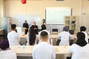 كلية الصيدلة تقيم ورشة توعوية عن التطرف