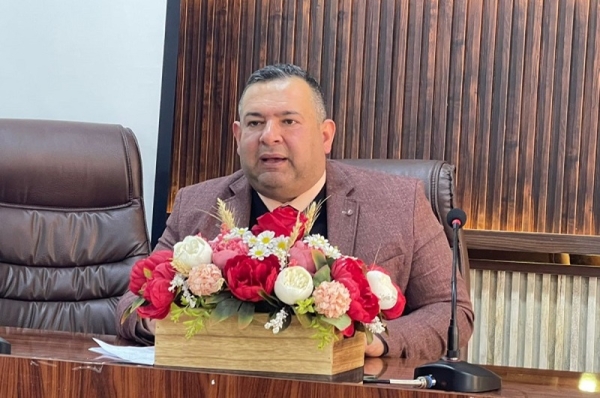 ورشة علمية في كلية الآداب عن هيكلية الرسالة الجامعية