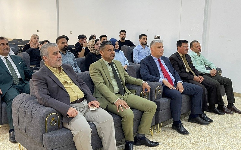 ورشة توعوية في كلية ...