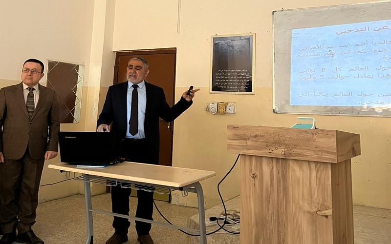 ورشة علمية في كلية ...