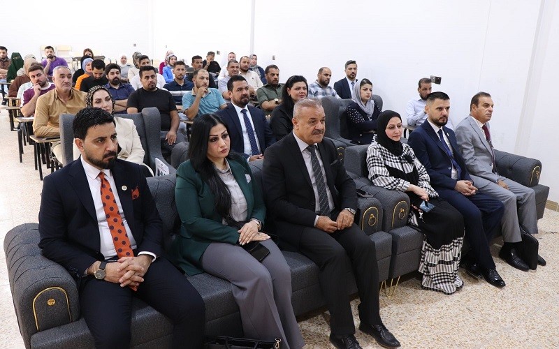 كلية الآداب تقيم ندوة ...