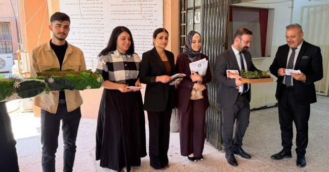 حملة في كلية الآداب لتعزيز الوعي البيئي