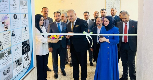 معرض للكتاب في كلية الآداب