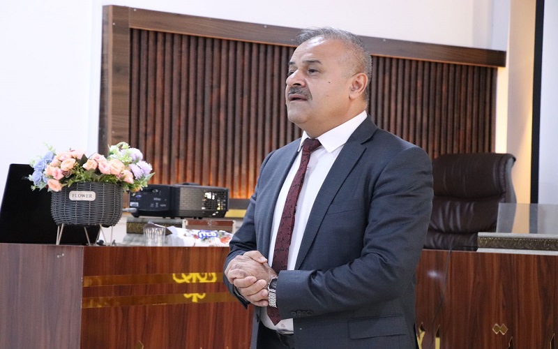 كليه الآداب تقيم ندوة علمية عن فن التعامل مع الآخرين 