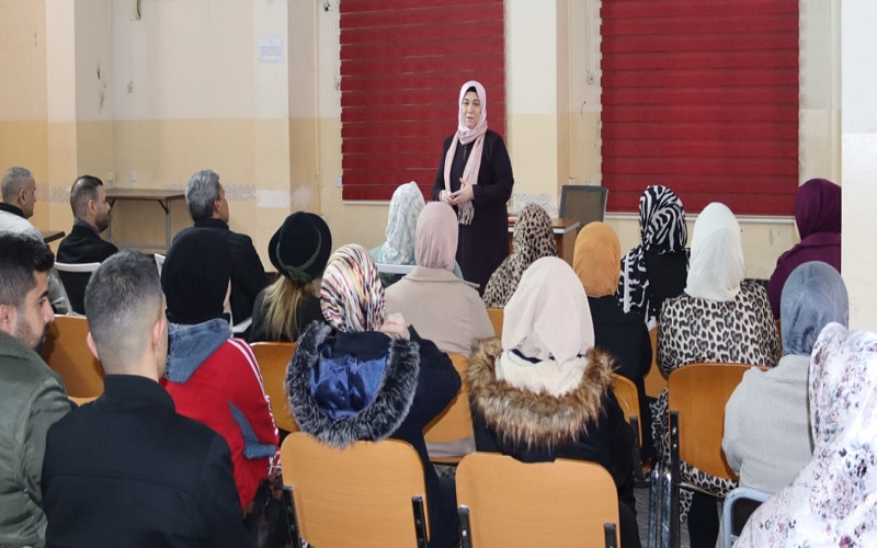 Lecture by a Faculty Member of the College of Arts on the Role of Supervisory Staff in Leading Students Toward Excellence