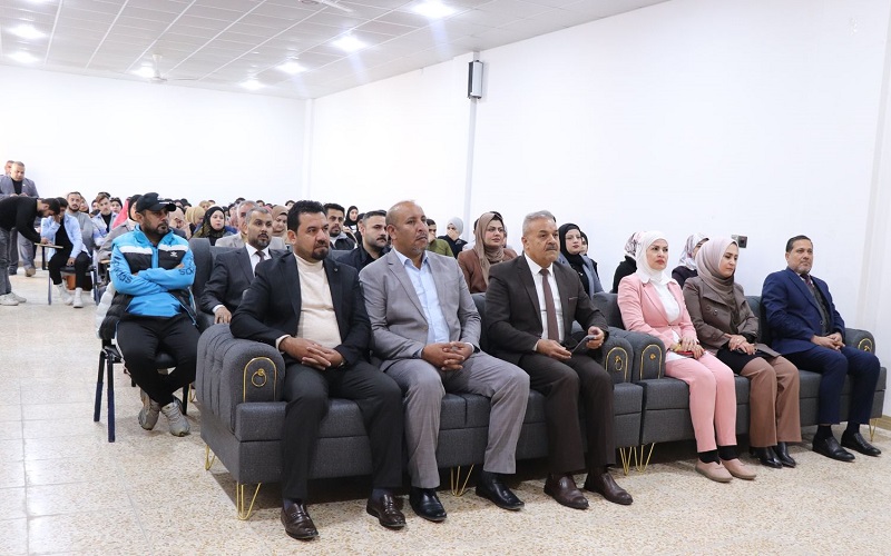 College of Arts Holds a Seminar on Traffic Rules