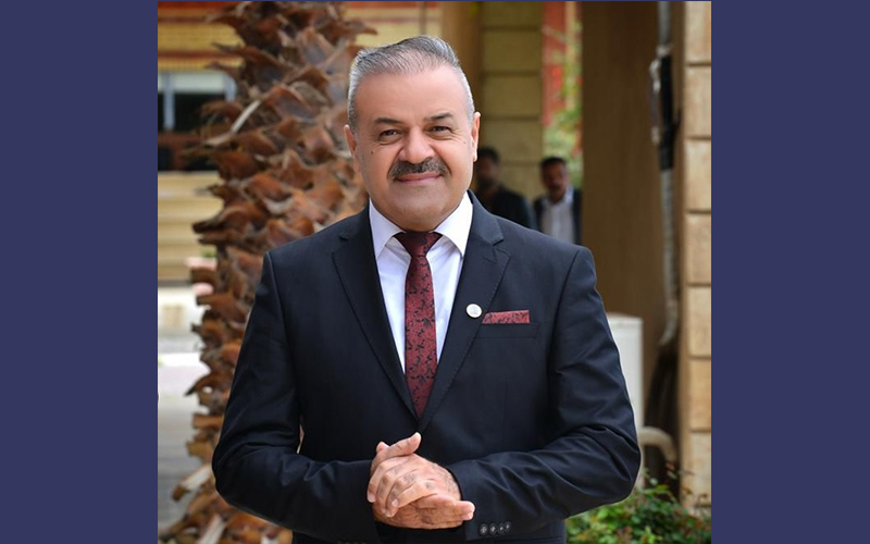 تهنئة عميد كلية الآداب بمناسبة عيد الأضحى المبارك