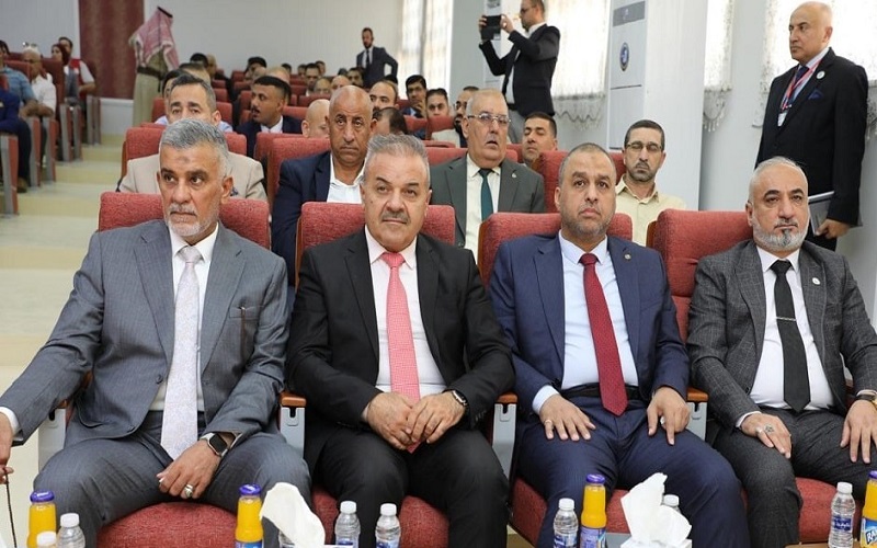 عميد كلية الآداب يشارك بالمؤتمر العلمي الدولي الثاني في جامعة ديالى