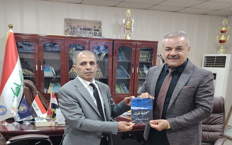 مجموعة شعرية جديدة لتدريسي في كلية الآداب