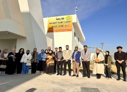 زيارة علمية لطلبة قسم اللغة الإنكليزية إلى مدرسة جوهرة المعرفة الابتدائية