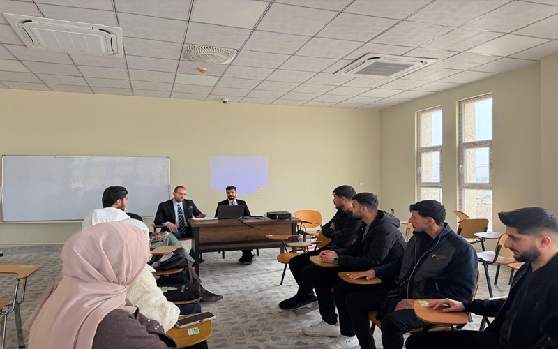 حلقة نقاشية بعنوان:(من ...