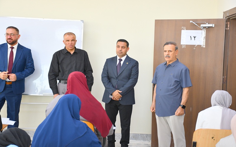 جولة تفقدية لعمادة كلية التربية الأساسية لمتابعة الامتحانات النهائية