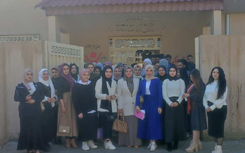 زيارة ميدانية لطلبة المرحلة الرابعة لقسم اللغة الإنكليزية