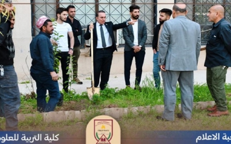 كلية التربية للعلوم الانسانية تقوم بحملة زراعة الأشجار