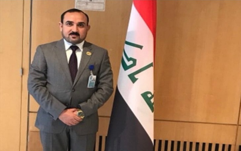 تدريسي في كلية التربية للعلوم الإنسانية يؤلّف كتابًا جديدًا