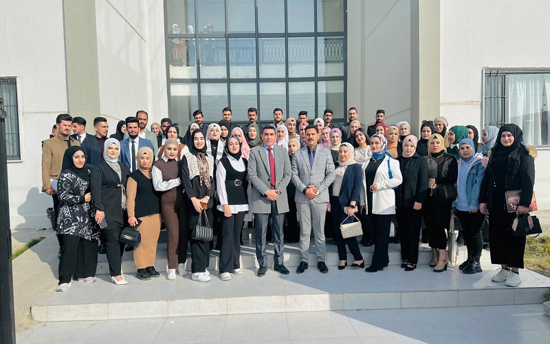 زيارة ميدانية لطلبة المرحلة الرابعة في قسم اللغة العربية