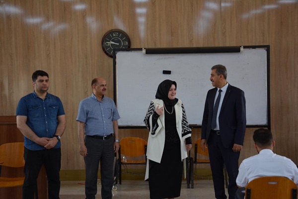 استمرار اداء الامتحانات التقويمية الوزارية الدور الاول لطلبة كلية الهندسة