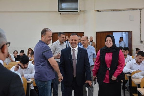  انطلاق الامتحانات التقويمية الوزارية الدور الاول لطلبة كلية الهندسة