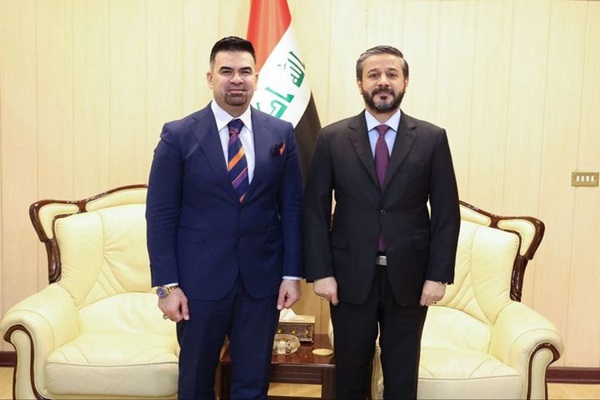 معالي وزير التعليم العالي يلتقي رئيس جامعة كركوك 