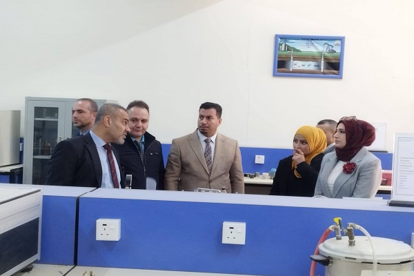 لجنة من رئاسة جامعة كركوك ...