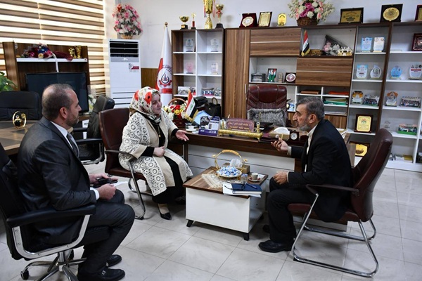 عميد كلية الهندسة في جامعة القلم الاهلية يزور كلية الهندسة لبحث آلية تنفيذ التوأمة المشتركة