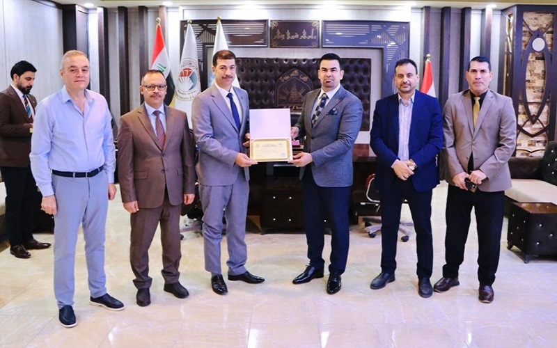 The University of Kirkuk organizes a seminar on global rankings and its chairman Honors The Times global rankings committee